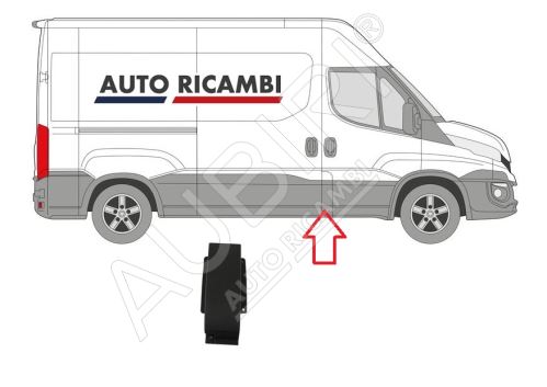 Ochranná lišta Iveco Daily od 2014 pravá, za přední dveře, B-sloupek